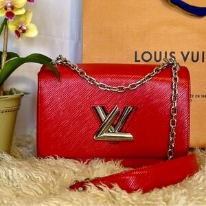 LOUIS VUITTON Epi Twist Shoulder Bag MM Coquelicot